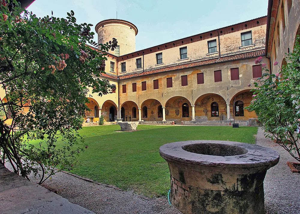 Civic Museum - Surroundings Galleria 45